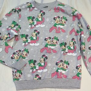 Disney Christmas SMALL Gray Sweat Shirt Mickey & Minnie Ice Skating LOVE Comfy